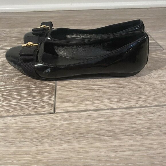 Tory Burch Flats Size 5 Black Patent Leather Slip On Ballet Bow Women - Picture 4 of 8